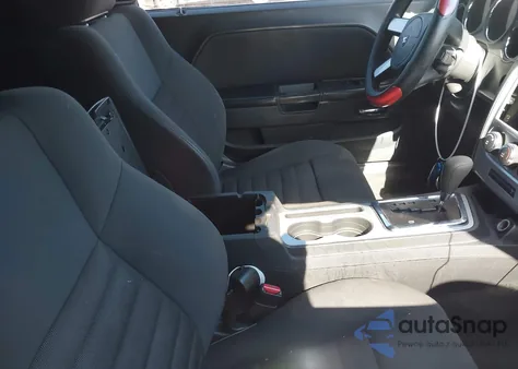 2010 Dodge Challenger Se z USA, uszkodzony, nr VIN 2B3CJ4DV8AH103740